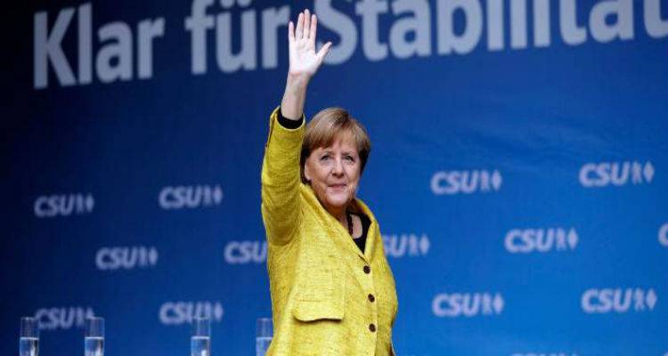&Epsilon;xit Poll: &Nu;ί&kappa;&eta; &Mu;έ&rho;&kappa;&epsilon;&lambda; &mu;&epsilon; 32,5%, SPD:20%, &tau;&rho;ί&tau;&omicron; &kappa;ό&mu;&mu;&alpha; &eta; &alpha;&kappa;&rho;&omicron;&delta;&epsilon;&xi;&iota;ά