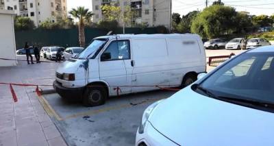 &Lambda;&alpha;ύ&rho;&iota;&omicron;: &Kappa;&iota;&nu;&eta;&mu;&alpha;&tau;&omicron;&gamma;&rho;&alpha;&phi;&iota;&kappa;ή &eta; &lambda;&eta;&sigma;&tau;&epsilon;ί&alpha; &tau;&eta;&sigmaf; &chi;&rho;&eta;&mu;&alpha;&tau;&alpha;&pi;&omicron;&sigma;&tau;&omicron;&lambda;ή&sigmaf; | &Pi;έ&tau;&alpha;&xi;&alpha;&nu; &kappa;&alpha;&pi;&nu;&omicron;&gamma;ό&nu;&alpha;, έ&sigma;&kappa;&alpha;&sigma;&alpha;&nu; &tau;&alpha; &lambda;ά&sigma;&tau;&iota;&chi;&alpha;, &alpha;&pi;&epsilon;ί&lambda;&eta;&sigma;&alpha;&nu; &mu;&epsilon; &kappa;&alpha;&lambda;ά&sigma;&nu;&iota;&kappa;&omicron;&phi;
