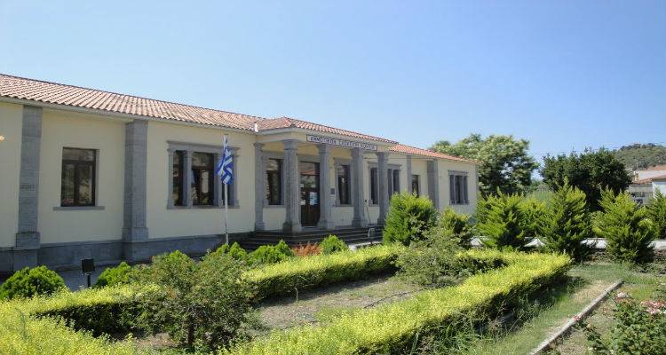 &Epsilon;&nu;&eta;&mu;&epsilon;&rho;&omega;&tau;&iota;&kappa;ή &omicron;&mu;&iota;&lambda;ί&alpha; &sigma;&tau;&omicron;&nu; &Kappa;&omicron;&nu;&tau;&iota;ά