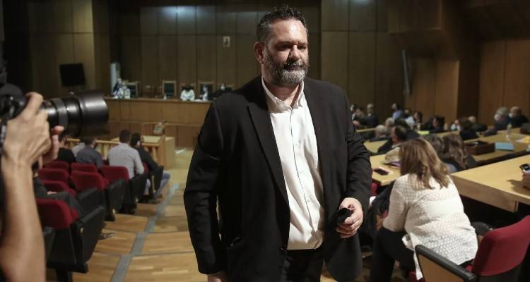 &Sigma;&upsilon;&nu;&epsilon;&lambda;ή&phi;&theta;&eta; &omicron; &Gamma;&iota;ά&nu;&nu;&eta;&sigmaf; &Lambda;&alpha;&gamma;ό&sigmaf; &sigma;&tau;&iota;&sigmaf; &Beta;&rho;&upsilon;&xi;έ&lambda;&lambda;&epsilon;&sigmaf;