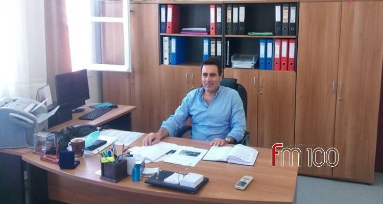 &Tau;. &Kappa;&alpha;&nu;&tau;&alpha;&rho;ά&sigmaf;: &laquo;Ό&pi;&omicron;&iota;&omicron;&sigmaf; &pi;&upsilon;&rho;&omicron;&beta;&omicron;&lambda;&epsilon;ί &tau;&omicron; &nu;&omicron;&sigma;&omicron;&kappa;&omicron;&mu;&epsilon;ί&omicron; &mu;&alpha;&sigmaf;, &pi;&upsilon;&rho;&omicron;&beta;&omicron;&lambda;&epsilon;ί &tau;&alpha; &pi;ό&delta;&iota;&alpha; &tau;&omicron;&upsilon;&raquo;