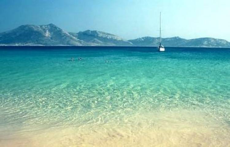 &Tau;&omicron; &Lambda;&iota;&mu;&epsilon;&nu;&alpha;&rho;&chi;&epsilon;ί&omicron; &Mu;ύ&rho;&iota;&nu;&alpha;&sigmaf; &sigma;&epsilon; &delta;&iota;&alpha;&rho;&kappa;ή &epsilon;&pi;&alpha;&gamma;&rho;ύ&pi;&nu;&eta;&sigma;&eta; &epsilon;&nu;ό&psi;&epsilon;&iota; &tau;&eta;&sigmaf; &theta;&epsilon;&rho;&iota;&nu;ή&sigmaf; &pi;&epsilon;&rho;&iota;ό&delta;&omicron;&upsilon;