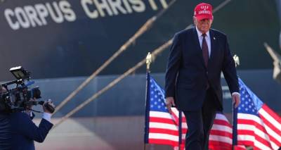 &Tau;&omicron; &delta;ί&lambda;&eta;&mu;&mu;&alpha; &tau;&omicron;&upsilon; &Tau;&rho;&alpha;&mu;&pi; &kappa;&alpha;&theta;ώ&sigmaf; &kappa;&lambda;&iota;&mu;&alpha;&kappa;ώ&nu;&epsilon;&tau;&alpha;&iota; &omicron; &pi;ό&lambda;&epsilon;&mu;&omicron;&sigmaf; &mu;&epsilon; &tau;&omicron; &Iota;&rho;ά&nu; -&Eta; &alpha;&nu;ά&lambda;&upsilon;&sigma;&eta; &tau;&omicron;&upsilon; Sky News