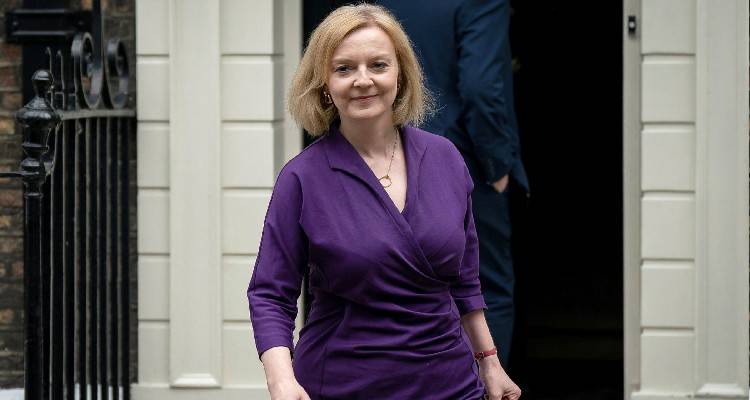 &Eta; &Lambda;&iota;&zeta; &Tau;&rho;&alpha;&sigmaf; &epsilon;ί&nu;&alpha;&iota; &eta; &nu;έ&alpha; &pi;&rho;&omega;&theta;&upsilon;&pi;&omicron;&upsilon;&rho;&gamma;ό&sigmaf; &tau;&eta;&sigmaf; &Beta;&rho;&epsilon;&tau;&alpha;&nu;ί&alpha;&sigmaf;