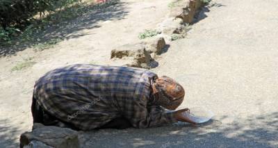 Προκλητική συμπεριφορά από επαίτες στη Λήμνο