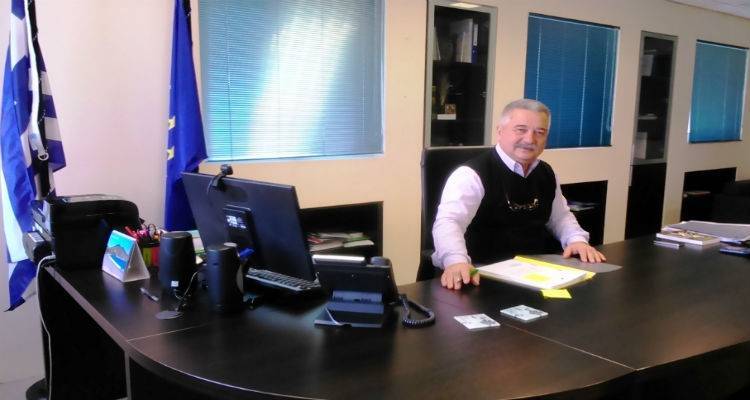 &Sigma;&upsilon;&nu;ά&nu;&tau;&eta;&sigma;&eta; &Beta;&omicron;ύ&tau;&sigma;&eta; &mu;&epsilon; &tau;&omicron;&nu; &alpha;&sigma;&kappa;ώ&nu; &kappa;&alpha;&theta;ή&kappa;&omicron;&nu;&tau;&alpha; &Gamma;.&Gamma;. &Alpha;&pi;&omicron;&kappa;&epsilon;&nu;&tau;&rho;&omega;&mu;έ&nu;&eta;&sigmaf; &Delta;&iota;&omicron;ί&kappa;&eta;&sigma;&eta;&sigmaf; &Alpha;&iota;&gamma;&alpha;ί&omicron;&upsilon;