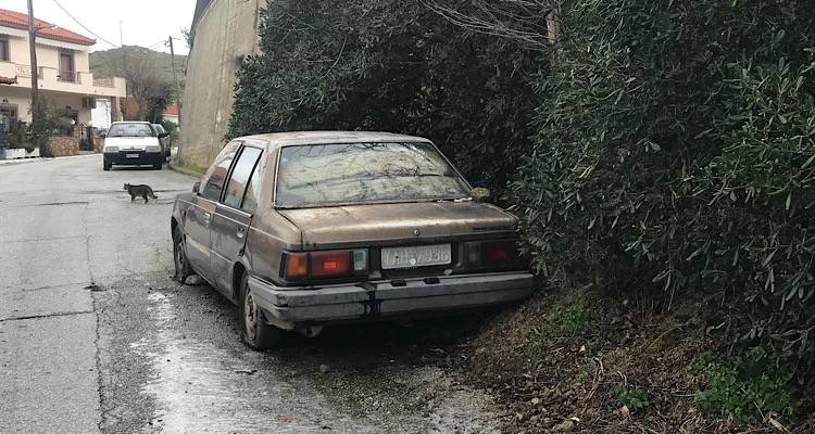 Έ&phi;&upsilon;&gamma;&epsilon; &alpha;&pi;ό &tau;&eta; &zeta;&omega;ή &omicron; &Epsilon;&rho;&nu;έ&sigma;&tau;&omicron;, &omicron; &pi;&lambda;&alpha;&nu;ό&delta;&iota;&omicron;&sigmaf; &mu;&iota;&kappa;&rho;&omicron;&pi;&omega;&lambda;&eta;&tau;ή&sigmaf; &pi;&omicron;&upsilon; &zeta;&omicron;ύ&sigma;&epsilon; &epsilon;&pi;ί 10 &chi;&rho;ό&nu;&iota;&alpha; &sigma;&tau;&omicron; &alpha;&upsilon;&tau;&omicron;&kappa;ί&nu;&eta;&tau;&omicron; &tau;&omicron;&upsilon;