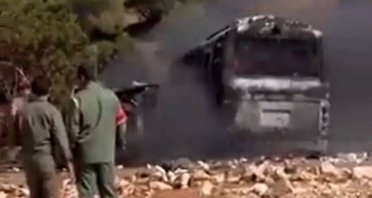 &Lambda;&iota;&beta;ύ&eta;: &Pi;έ&nu;&tau;&epsilon; &omicron;&iota; Έ&lambda;&lambda;&eta;&nu;&epsilon;&sigmaf; &nu;&epsilon;&kappa;&rho;&omicron;ί &alpha;&pi;ό &tau;&omicron; &phi;&rho;&iota;&kappa;&tau;ό &tau;&rho;&omicron;&chi;&alpha;ί&omicron; | &Tau;&rho;&epsilon;&iota;&sigmaf; &sigma;&tau;&rho;&alpha;&tau;&iota;&omega;&tau;&iota;&kappa;&omicron;ί &kappa;&alpha;&iota; &delta;ύ&omicron; &delta;&iota;&epsilon;&rho;&mu;&eta;&nu;&epsilon;ί&sigmaf;