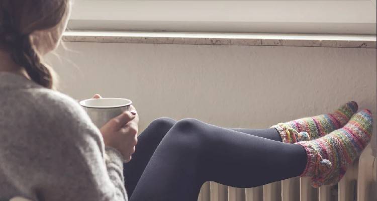 &Omicron;&delta;&eta;&gamma;ί&epsilon;&sigmaf; SOS &gamma;&iota;&alpha; &mu;&iota;&kappa;&rho;ό&tau;&epsilon;&rho;&omicron; &kappa;ό&sigma;&tau;&omicron;&sigmaf; &theta;έ&rho;&mu;&alpha;&nu;&sigma;&eta;&sigmaf; | 8 &laquo;&mu;&upsilon;&sigma;&tau;&iota;&kappa;ά&raquo;, &tau;&iota; &epsilon;ί&nu;&alpha;&iota; &eta; &theta;&epsilon;&rho;&mu;&omicron;&sigma;&tau;&alpha;&tau;&iota;&kappa;ή &beta;&alpha;&lambda;&beta;ί&delta;&alpha;