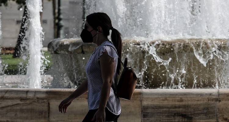 &Kappa;&omicron;&rho;&omega;&nu;&omicron;ϊό&sigmaf;: &Sigma;&tau;&alpha; 1.608 &tau;&alpha; &nu;έ&alpha; &kappa;&rho;&omicron;ύ&sigma;&mu;&alpha;&tau;&alpha; - 379 &omicron;&iota; &delta;&iota;&alpha;&sigma;&omega;&lambda;&eta;&nu;&omega;&mu;έ&nu;&omicron;&iota;, 51 &theta;ά&nu;&alpha;&tau;&omicron;&iota;