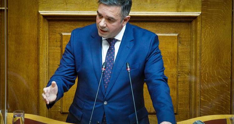 &Pi;&alpha;&rho;&alpha;&iota;&tau;ή&theta;&eta;&kappa;&epsilon; &omicron; &beta;&omicron;&upsilon;&lambda;&epsilon;&upsilon;&tau;ή&sigmaf; &tau;&eta;&sigmaf; &Nu;&Delta; &Theta;. &Chi;&epsilon;&iota;&mu;ά&rho;&alpha;&sigmaf;