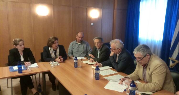 &Tau;&omicron; &pi;&rho;ό&beta;&lambda;&eta;&mu;&alpha; &tau;&omega;&nu; &alpha;&gamma;&rho;&iota;&omicron;&kappa;&omicron;ύ&nu;&epsilon;&lambda;&omega;&nu; &sigma;&tau;&eta; &Lambda;ή&mu;&nu;&omicron; &sigma;&tau;&omicron; &tau;&rho;&alpha;&pi;έ&zeta;&iota; &tau;&eta;&sigmaf; &sigma;&upsilon;&nu;ά&nu;&tau;&eta;&sigma;&eta;&sigmaf; &Kappa;&alpha;&lambda;&omicron;&gamma;ή&rho;&omicron;&upsilon; - &Alpha;&pi;&omicron;&sigma;&tau;ό&lambda;&omicron;&upsilon;