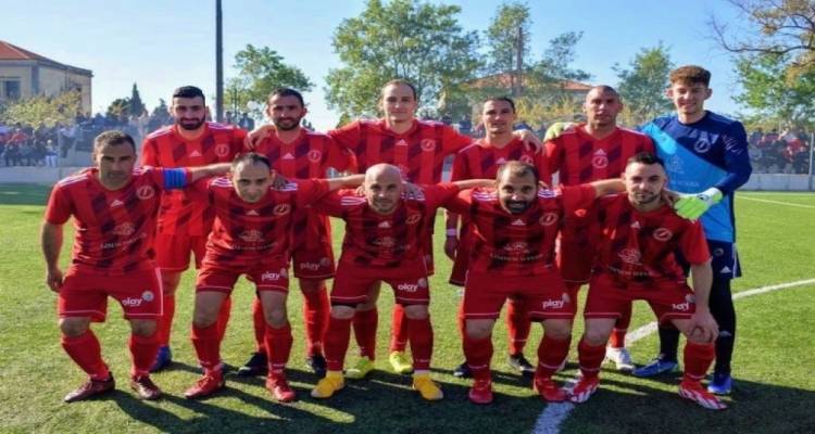 &Nu;&iota;&kappa;&eta;&tau;ή&sigmaf; &sigma;&tau;&omicron; &nu;&tau;έ&rho;&mu;&pi;&iota; &kappa;&omicron;&rho;&upsilon;&phi;ή&sigmaf; &omicron; &Kappa;&epsilon;&rho;&alpha;&upsilon;&nu;ό&sigmaf; 0-1 &tau;&omicron;&nu; &Eta;&rho;&alpha;&kappa;&lambda;ή