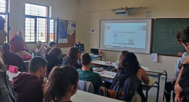 &Epsilon;&pi;&alpha;&gamma;&gamma;&epsilon;&lambda;&mu;&alpha;&tau;&iota;&kappa;ό&sigmaf; &pi;&rho;&omicron;&sigma;&alpha;&nu;&alpha;&tau;&omicron;&lambda;&iota;&sigma;&mu;ό&sigmaf; &kappa;&alpha;&iota; STEM &sigma;&tau;&omicron; &Gamma;&Epsilon;&Lambda; &Mu;&omicron;ύ&delta;&rho;&omicron;&upsilon;