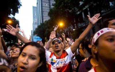 Βραζιλία: 100.000 διαδήλωσαν κατά του γάμου ομοφυλοφίλων