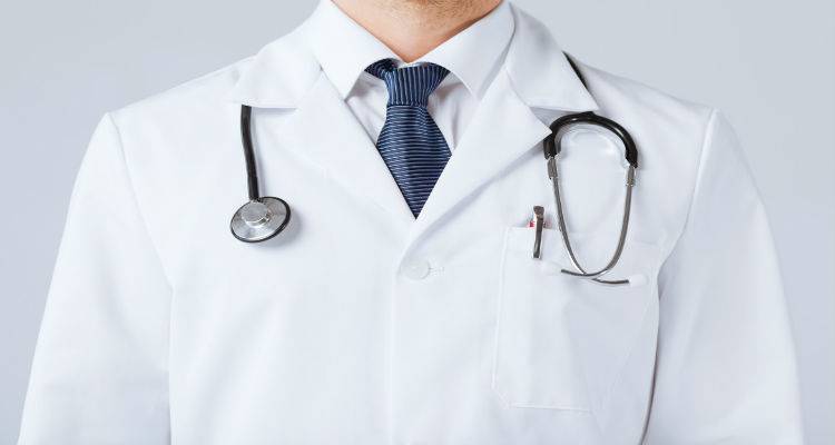 &Tau;&omicron; &pi;&rho;ό&gamma;&rho;&alpha;&mu;&mu;&alpha; &epsilon;&pi;&iota;&sigma;&kappa;έ&psi;&epsilon;&omega;&nu; &gamma;&iota;&alpha;&tau;&rho;ώ&nu; &sigma;&tau;&alpha; &chi;&omega;&rho;&iota;ά &tau;&eta;&sigmaf; &Lambda;ή&mu;&nu;&omicron;&upsilon; &alpha;&pi;ό 9 έ&omega;&sigmaf; 12 &Mu;&alpha;ΐ&omicron;&upsilon;