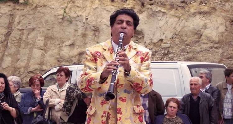 Σπύρος Μπιμπίλας: &quot;Ζητώ συγγνώμη, ο Γιώργος Μάγγας ζει&quot;