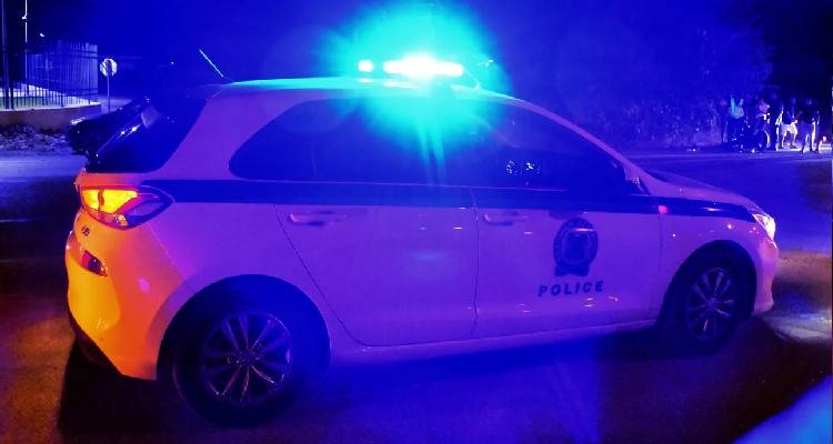 &Alpha;&gamma;&rho;&iota;&alpha; &delta;&omicron;&lambda;&omicron;&phi;&omicron;&nu;ί&alpha; &sigma;&tau;&alpha; &Pi;&epsilon;&tau;&rho;ά&lambda;&omega;&nu;&alpha; &tau;&alpha; &xi;&eta;&mu;&epsilon;&rho;ώ&mu;&alpha;&tau;&alpha;: &Gamma;ά&zeta;&omega;&sigma;&alpha;&nu; ά&nu;&delta;&rho;&alpha; &sigma;&tau;&eta; &mu;έ&sigma;&eta; &tau;&omicron;&upsilon; &delta;&rho;ό&mu;&omicron;&upsilon;