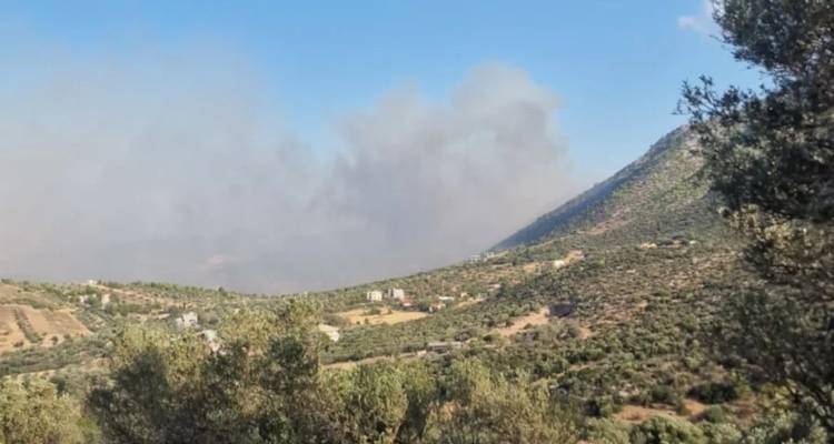 &Phi;&omega;&tau;&iota;ά &sigma;&tau;&omicron;&nu; &Kappa;&omicron;&upsilon;&beta;&alpha;&rho;ά &Alpha;&tau;&tau;&iota;&kappa;ή&sigmaf; -&Epsilon;&kappa;&kappa;&epsilon;&nu;ώ&nu;&epsilon;&tau;&alpha;&iota; &omicron; Ά&gamma;&iota;&omicron;&sigmaf; &Sigma;&tau;&upsilon;&lambda;&iota;&alpha;&nu;ό&sigmaf;