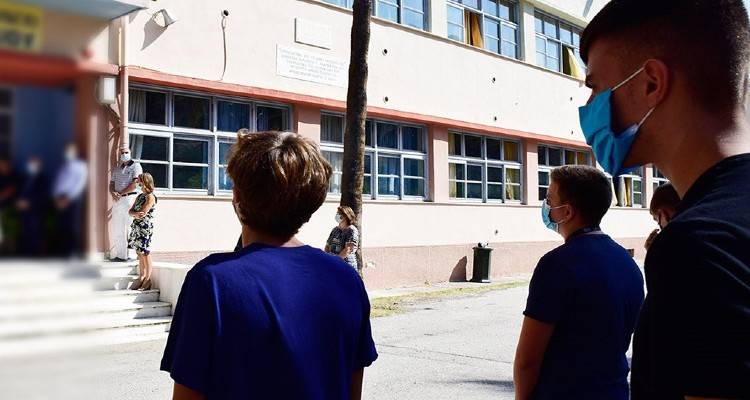 &Sigma;&chi;&omicron;&lambda;&epsilon;ί&alpha;: &Pi;ώ&sigmaf; &theta;&alpha; &gamma;ί&nu;&epsilon;&iota; &tau;&omicron; ά&nu;&omicron;&iota;&gamma;&mu;&alpha; &tau;&eta; &Delta;&epsilon;&upsilon;&tau;έ&rho;&alpha; 11 &Iota;&alpha;&nu;&omicron;&upsilon;&alpha;&rho;ί&omicron;&upsilon; - &Tau;&epsilon;&sigma;&tau; &sigma;&tau;&alpha; &lambda;ύ&kappa;&epsilon;&iota;&alpha;, ί&sigma;&omega;&sigmaf; &kappa;&alpha;&iota; &sigma;&tau;&alpha; &gamma;&upsilon;&mu;&nu;ά&sigma;&iota;&alpha;