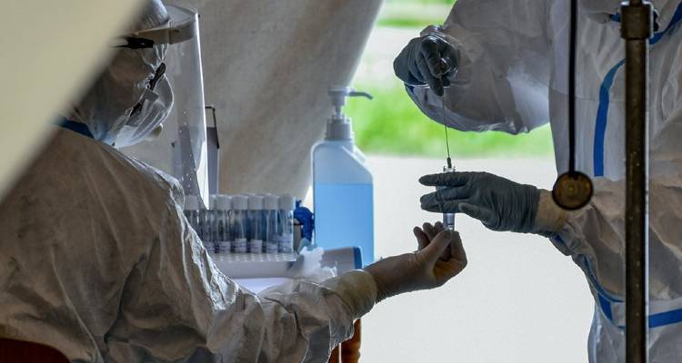 Κορωνοϊός: Στα 795 τα νέα κρούσματα | Τα 384 στην Αττική