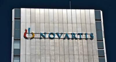 Novartis: &Tau;&iota; &sigma;&eta;&mu;&alpha;ί&nu;&epsilon;&iota; &eta; ά&rho;&sigma;&eta; &sigma;&tau;&omicron; &kappa;&alpha;&theta;&epsilon;&sigma;&tau;ώ&sigmaf; &pi;&rho;&omicron;&sigma;&tau;&alpha;&tau;&epsilon;&upsilon;ό&mu;&epsilon;&nu;&omicron;&upsilon; &mu;ά&rho;&tau;&upsilon;&rho;&alpha; &gamma;&iota;&alpha; &laquo;&Sigma;&alpha;&rho;ά&phi;&eta;&raquo; &kappa;&alpha;&iota; &laquo;&Kappa;&epsilon;&lambda;έ&sigma;&eta;&raquo; -&Tau;&iota; &theta;&alpha; &alpha;&kappa;&omicron;&lambda;&omicron;&upsilon;&theta;ή&sigma;&epsilon;&iota;
