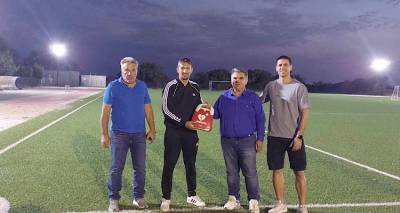 &Delta;ή&mu;&omicron;&sigmaf; &Lambda;ή&mu;&nu;&omicron;&upsilon;: 4 &alpha;&pi;&iota;&nu;&iota;&delta;&omega;&tau;έ&sigmaf; &sigma;&epsilon; &gamma;ή&pi;&epsilon;&delta;&alpha; &tau;&eta;&sigmaf; &Lambda;ή&mu;&nu;&omicron;&upsilon;