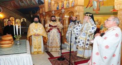 &Tau;&omicron;&nu; &omicron;&mu;ώ&nu;&upsilon;&mu;&omicron; &Pi;&rho;&omicron;&sigma;&tau;ά&tau;&eta; &tau;&omicron;&upsilon; &tau;ί&mu;&eta;&sigma;&epsilon; &omicron; &Sigma;ύ&lambda;&lambda;&omicron;&gamma;&omicron;&sigmaf; &Alpha;&iota;&mu;&omicron;&delta;&omicron;&tau;ώ&nu; &Lambda;ή&mu;&nu;&omicron;&upsilon; &laquo;&omicron; Ά&gamma;&iota;&omicron;&sigmaf; &Pi;&alpha;&nu;&tau;&epsilon;&lambda;&epsilon;ή&mu;&omega;&nu;&raquo;