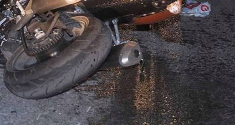 &Theta;&alpha;&nu;&alpha;&tau;&eta;&phi;ό&rho;&omicron; &tau;&rho;&omicron;&chi;&alpha;ί&omicron; &sigma;&tau;&eta;&nu; ά&sigma;&phi;&alpha;&lambda;&tau;&omicron; &tau;&eta;&sigmaf; &Lambda;ή&mu;&nu;&omicron;&upsilon;