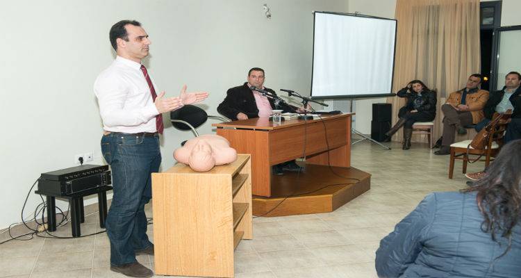 &Kappa;&Alpha;&Rho;&Pi;&Alpha; &ndash; &Alpha;΄ &Beta;&Omicron;&Eta;&Theta;&Epsilon;&Iota;&Epsilon;&Sigma; &alpha;&pi;ό &tau;&eta;&nu; 88 &Sigma;&Delta;&Iota; &kappa;&alpha;&iota; &tau;&omicron;&nu; &iota;&alpha;&tau;&rho;ό &Theta;&omega;&mu;ά &Lambda;&omicron;ύ&kappa;&alpha;