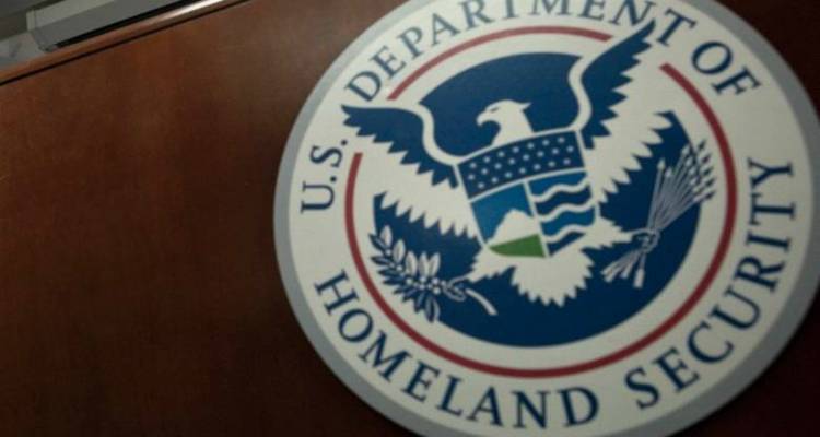 &Eta;&Pi;&Alpha;: &laquo;&Chi;&tau;&upsilon;&pi;ή&mu;&alpha;&tau;&alpha;&raquo; &tau;&zeta;&iota;&chi;&alpha;&nu;&tau;&iota;&sigma;&tau;ώ&nu; &tau;&iota;&sigmaf; &eta;&mu;έ&rho;&epsilon;&sigmaf; &tau;&omega;&nu; &gamma;&iota;&omicron;&rho;&tau;ώ&nu; &phi;&omicron;&beta;ά&tau;&alpha;&iota; &tau;&omicron; FBI