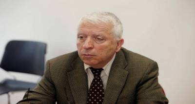 &Sigma;&tau;&eta;&nu; &Sigma;&upsilon;&nu;&epsilon;&delta;&rho;ί&alpha;&sigma;&eta; &tau;&eta;&sigmaf; &Epsilon;&pi;&iota;&tau;&rho;&omicron;&pi;ή&sigmaf; &Pi;&alpha;&rho;&alpha;&kappa;&omicron;&lambda;&omicron;ύ&theta;&eta;&sigma;&eta;&sigmaf; &Pi;&rho;&omicron;&gamma;&rho;&alpha;&mu;&mu;ά&tau;&omega;&nu; &Epsilon;&Sigma;&Pi;&Alpha; &omicron; &Pi;&epsilon;&rho;&iota;&phi;&epsilon;&rho;&epsilon;&iota;ά&rho;&chi;&eta;&sigmaf;