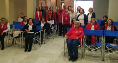 &Mu;&epsilon; &epsilon;&pi;&iota;&tau;&upsilon;&chi;ί&alpha; &eta; &epsilon;&pi;&alpha;&nu;&epsilon;&kappa;&pi;&alpha;ί&delta;&epsilon;&upsilon;&sigma;&eta; &tau;&omega;&nu; &Epsilon;&theta;&epsilon;&lambda;&omicron;&nu;&tau;ώ&nu; &Upsilon;&gamma;&epsilon;ί&alpha;&sigmaf; &tau;&omicron;&upsilon; &Epsilon;&Epsilon;&Sigma; &sigma;&tau;&eta; &Lambda;ή&mu;&nu;&omicron;