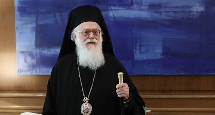 Εκοιμήθη ο Αρχιεπίσκοπος Αλβανίας Αναστάσιος