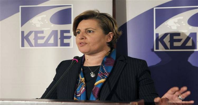 &Eta; &Kappa;&alpha;&lambda;&omicron;&gamma;ή&rho;&omicron;&upsilon; &zeta;&eta;&tau;ά &pi;&alpha;&rho;έ&mu;&beta;&alpha;&sigma;&eta; &Tau;&sigma;ί&pi;&rho;&alpha; &gamma;&iota;&alpha; &tau;&omicron; &mu;&epsilon;&tau;&alpha;&nu;&alpha;&sigma;&tau;&epsilon;&upsilon;&tau;&iota;&kappa;ό