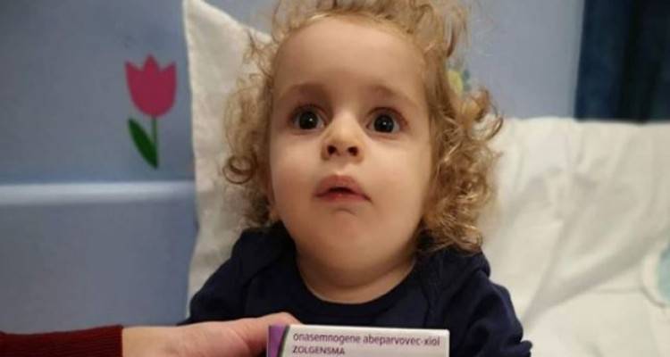 &Pi;&alpha;&nu;&alpha;&gamma;&iota;ώ&tau;&eta;&sigmaf;-&Rho;&alpha;&phi;&alpha;ή&lambda;: &Mu;ή&nu;&upsilon;&mu;&alpha; &tau;&omicron;&upsilon; &Epsilon;&lambda;&lambda;&eta;&nu;&alpha; &gamma;&iota;&alpha;&tau;&rho;&omicron;ύ &tau;&omicron;&upsilon; &alpha;&pi;ό &tau;&eta; &Beta;&omicron;&sigma;&tau;ώ&nu;&eta;: &laquo;&Phi;&upsilon;&sigma;&iota;&kappa;ά &kappa;&alpha;&iota; &upsilon;&pi;ά&rho;&chi;&epsilon;&iota; &epsilon;&lambda;&pi;ί&delta;&alpha;&raquo;