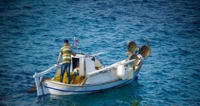 &Tau;&omicron;ύ&rho;&kappa;&omicron;&sigmaf; &kappa;&alpha;&theta;&eta;&gamma;&eta;&tau;ή&sigmaf; &pi;&rho;&omicron;&tau;&epsilon;ί&nu;&epsilon;&iota; &epsilon;&lambda;&lambda;&eta;&nu;&omicron;&tau;&omicron;&upsilon;&rho;&kappa;&iota;&kappa;ή &pi;&rho;&omicron;&sigma;&tau;&alpha;&sigma;ί&alpha; &gamma;&iota;&alpha; &tau;&omicron; &Alpha;&iota;&gamma;&alpha;ί&omicron;