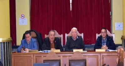 &Pi;&rho;ώ&tau;&eta; &sigma;&upsilon;&nu;&epsilon;&delta;&rho;ί&alpha;&sigma;&eta; &gamma;&iota;&alpha; &tau;&eta;&nu; &Alpha;&nu;&alpha;&pi;&tau;&upsilon;&xi;&iota;&alpha;&kappa;ή &Beta;. &Alpha;&iota;&gamma;&alpha;ί&omicron;&upsilon;