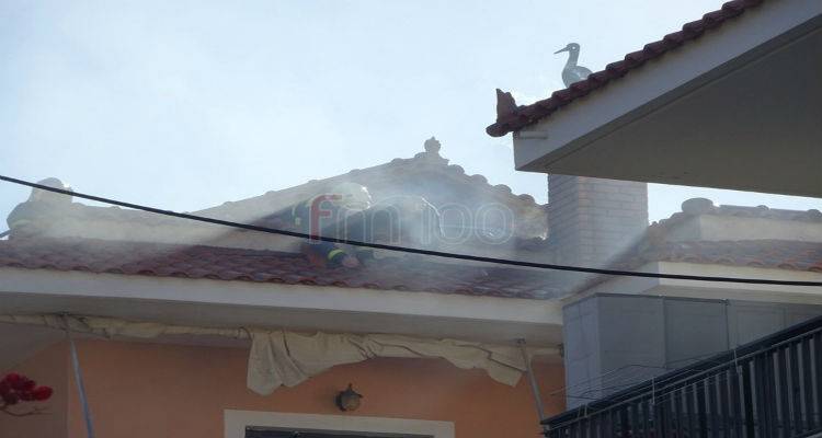 Φωτιά σε καμινάδα σπιτιού στη Μύρινα (photos + video)