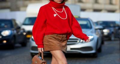 Φούστα και πουλόβερ: Ώρα να συμφιλιώσεις τα δύο αγαπημένα κομμάτια της ντουλάπας σου