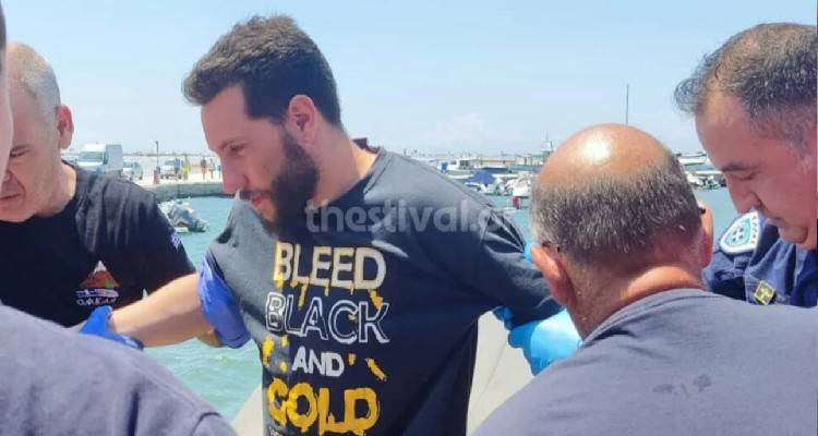 &Chi;&alpha;&lambda;&kappa;&iota;&delta;&iota;&kappa;ή: &Omicron; 30&chi;&rho;&omicron;&nu;&omicron;&sigmaf; &pi;&omicron;&upsilon; &delta;&iota;&epsilon;&sigma;ώ&theta;&eta; &mu;&epsilon;&tau;ά &alpha;&pi;ό 18 ώ&rho;&epsilon;&sigmaf; &sigma;&tau;&eta; &theta;ά&lambda;&alpha;&sigma;&sigma;&alpha; &pi;&epsilon;&rho;&iota;&gamma;&rho;ά&phi;&epsilon;&iota; &tau;&eta; &nu;ύ&chi;&tau;&alpha;-&epsilon;&phi;&iota;ά&lambda;&tau;&eta; &sigma;&tau;&omicron; &nu;&epsilon;&rho;ό &kappa;&alpha;&iota; &sigma;&tau;&omicron; &kappa;&rho;ύ&omicron;