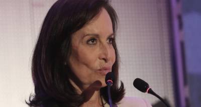 Ά&nu;&nu;&alpha; &Delta;&iota;&alpha;&mu;&alpha;&nu;&tau;&omicron;&pi;&omicron;ύ&lambda;&omicron;&upsilon;: &Epsilon;&pi;&iota;&sigma;&tau;&omicron;&lambda;ή &sigma;&tau;&omicron;&upsilon;&sigmaf; &Gamma;&rho;&alpha;&mu;&mu;&alpha;&tau;&epsilon;ί&sigmaf; &kappa;&alpha;&iota; &tau;&alpha; &mu;έ&lambda;&eta; &nu;&omicron;&mu;&alpha;&rho;&chi;&iota;&alpha;&kappa;ώ&nu; &kappa;&alpha;&iota; &sigma;&upsilon;&nu;&tau;&omicron;&nu;&iota;&sigma;&tau;&iota;&kappa;ώ&nu; &epsilon;&pi;&iota;&tau;&rho;&omicron;&pi;ώ&nu; &tau;&omicron;&upsilon; &Pi;&Alpha;&Sigma;&Omicron;&Kappa;