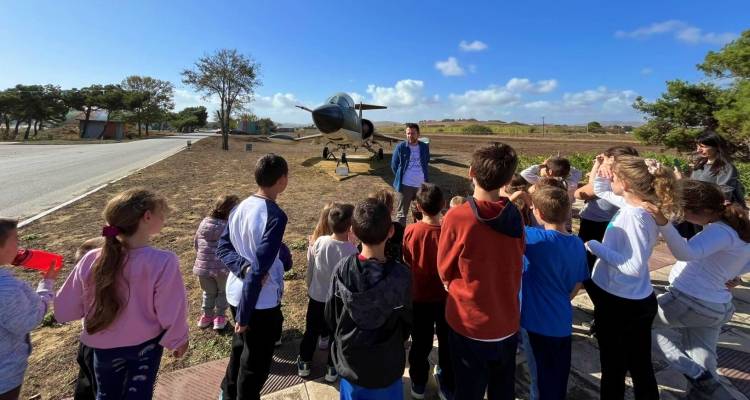 &Sigma;&tau;&eta;&nu; 130 &Sigma;&mu;&eta;&nu;&alpha;&rho;&chi;ί&alpha; &Mu;ά&chi;&eta;&sigmaf; &mu;&alpha;&theta;&eta;&tau;έ&sigmaf; &tau;&omicron;&upsilon; &Kappa;ά&sigma;&pi;&alpha;&kappa;&alpha;