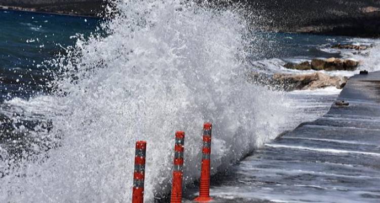 Λήμνος: Έκτατη προειδοποίηση για θυελλώδεις ανέμους