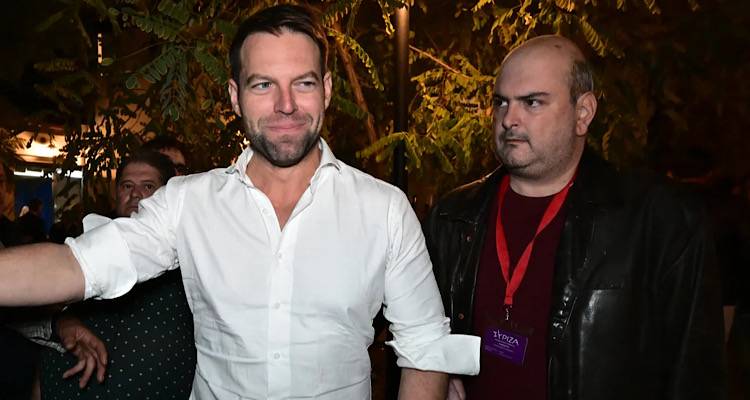 &Alpha;&pi;&omicron;&chi;&omega;&rho;&epsilon;ί &alpha;&pi;ό &tau;&omicron;&nu; &Sigma;&Upsilon;&Rho;&Iota;&Zeta;&Alpha; &omicron; &Kappa;&alpha;&sigma;&sigma;&epsilon;&lambda;ά&kappa;&eta;&sigmaf; | &Alpha;&nu;&alpha;&kappa;&omicron;ί&nu;&omega;&sigma;&epsilon; &tau;&eta; &delta;&eta;&mu;&iota;&omicron;&upsilon;&rho;&gamma;ί&alpha; &nu;έ&omicron;&upsilon; &kappa;ό&mu;&mu;&alpha;&tau;&omicron;&sigmaf;