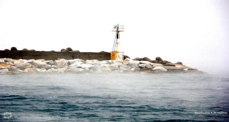 &Epsilon;&pi;&iota;&delta;&epsilon;&iota;&nu;ώ&nu;&epsilon;&tau;&alpha;&iota; &omicron; &kappa;&alpha;&iota;&rho;ό&sigmaf; &mu;&epsilon; &pi;&alpha;&gamma;&omega;&nu;&iota;ά, &beta;&rho;&omicron;&chi;έ&sigmaf; &kappa;&alpha;&iota; &chi;&iota;ό&nu;&iota;&alpha;