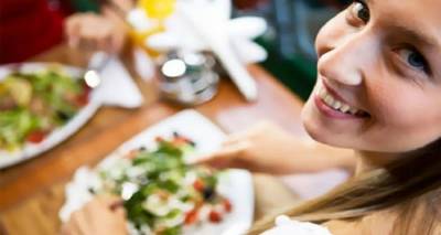 Οι τέσσερις «κορυφαίες» τροφές για αποτοξίνωση