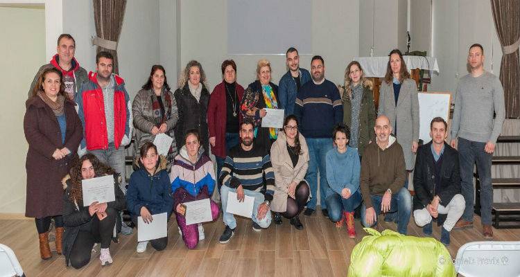 Ά&gamma;&iota;&omicron;&sigmaf; &Delta;&eta;&mu;ή&tau;&rho;&iota;&omicron;&sigmaf;: &Mu;&epsilon; &epsilon;&pi;&iota;&tau;&upsilon;&chi;ί&alpha; &omicron;&lambda;&omicron;&kappa;&lambda;&eta;&rho;ώ&theta;&eta;&kappa;&epsilon; &tau;&omicron; &epsilon;&theta;&nu;&omicron;&mu;&omicron;&upsilon;&sigma;&iota;&kappa;&omicron;&lambda;&omicron;&gamma;&iota;&kappa;ό &sigma;&epsilon;&mu;&iota;&nu;ά&rho;&iota;&omicron; &laquo;&Mu;&omicron;&upsilon;&sigma;&iota;&kappa;&omicron;ί &Chi;ά&rho;&tau;&epsilon;&sigmaf; &tau;&eta;&sigmaf; &Epsilon;&lambda;&lambda;ά&delta;&alpha;&sigmaf;&raquo; (photos)