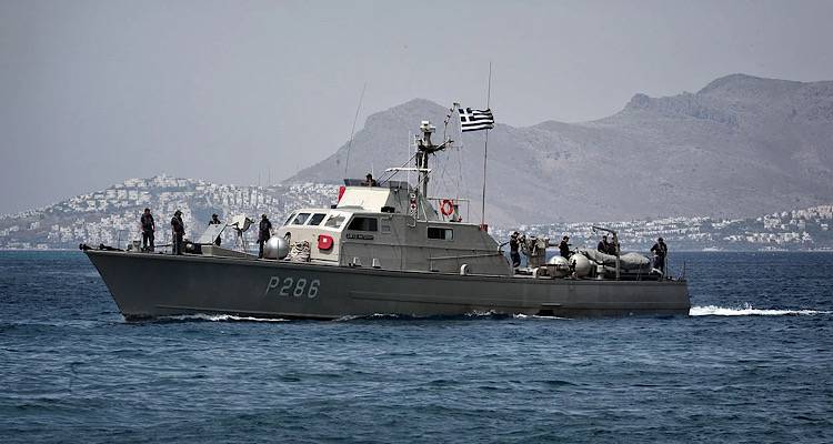 &Sigma;ύ&mu;&eta;: &Tau;&alpha;&chi;ύ&pi;&lambda;&omicron;&omicron; &mu;&epsilon; &mu;&epsilon;&tau;&alpha;&nu;ά&sigma;&tau;&epsilon;&sigmaf; &alpha;&pi;ό &tau;&eta;&nu; &Tau;&omicron;&upsilon;&rho;&kappa;ί&alpha; &pi;&rho;&omicron;&sigma;&pi;ά&theta;&eta;&sigma;&epsilon; &nu;&alpha; &epsilon;&mu;&beta;&omicron;&lambda;ί&sigma;&epsilon;&iota; &sigma;&kappa;ά&phi;&omicron;&sigmaf; &tau;&omicron;&upsilon; &Lambda;&iota;&mu;&epsilon;&nu;&iota;&kappa;&omicron;ύ, &nu;&epsilon;&kappa;&rho;ό&sigmaf; έ&nu;&alpha;&sigmaf; &alpha;&lambda;&lambda;&omicron;&delta;&alpha;&pi;ό&sigmaf;