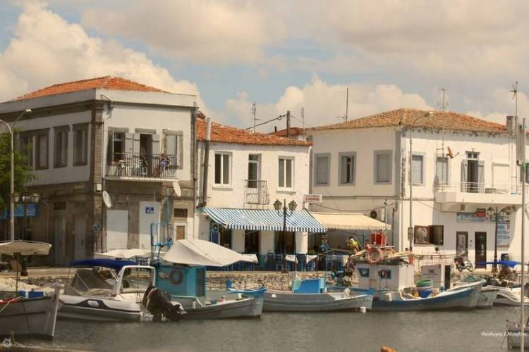 &Omicron; &Lambda;&alpha;ό&sigmaf; &pi;&omicron;&lambda;&lambda;έ&sigmaf; &phi;&omicron;&rho;έ&sigmaf; έ&chi;&epsilon;&iota; &delta;ί&kappa;&iota;&omicron; &hellip;.&kappa;&alpha;&iota; &epsilon;&upsilon;&theta;ύ&nu;&epsilon;&sigmaf;!